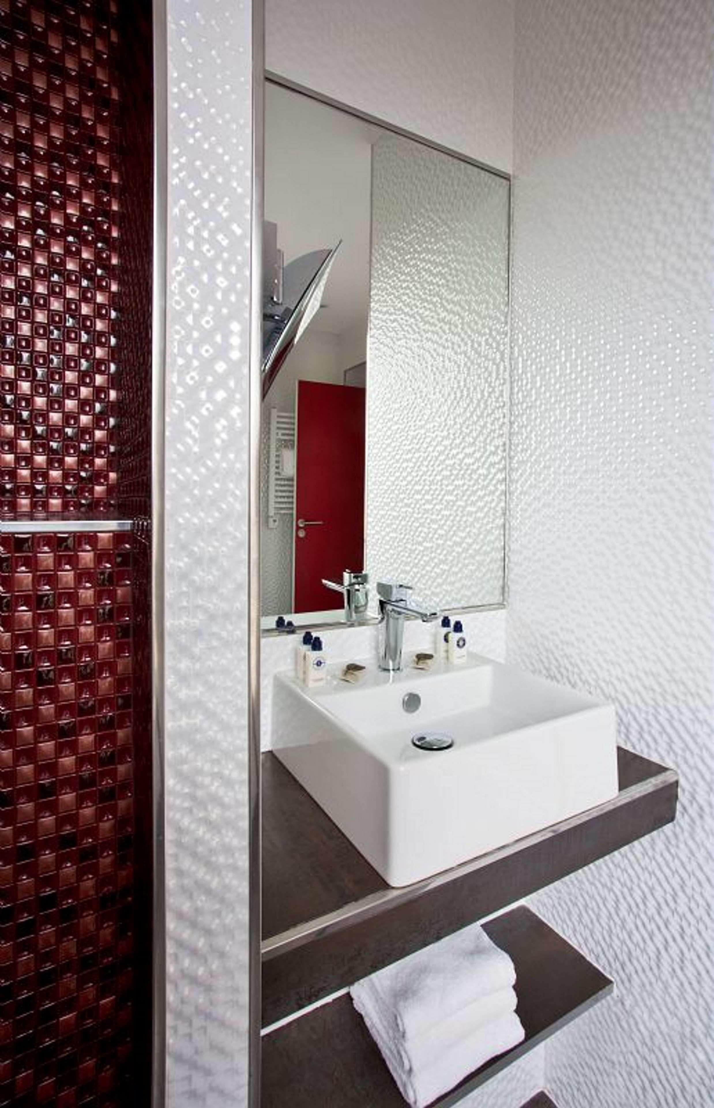 Western Nouvel Orleans Montparnasse 4* Parijs